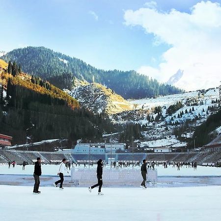 Medeu Hotel Almaty Beszkajnar Kültér fotó